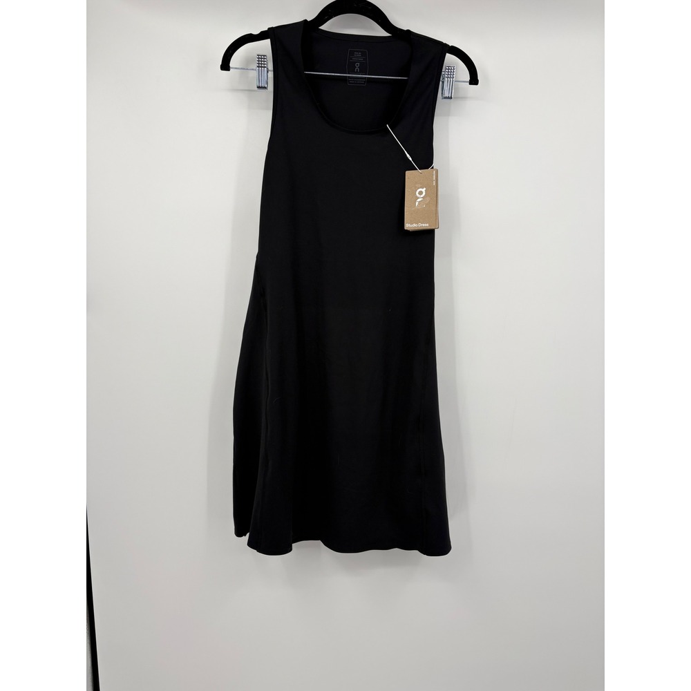 ON RUN ON CLOUDS Studio Dress Black Sleeveless Athleisure Women's L